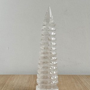 白水晶塔