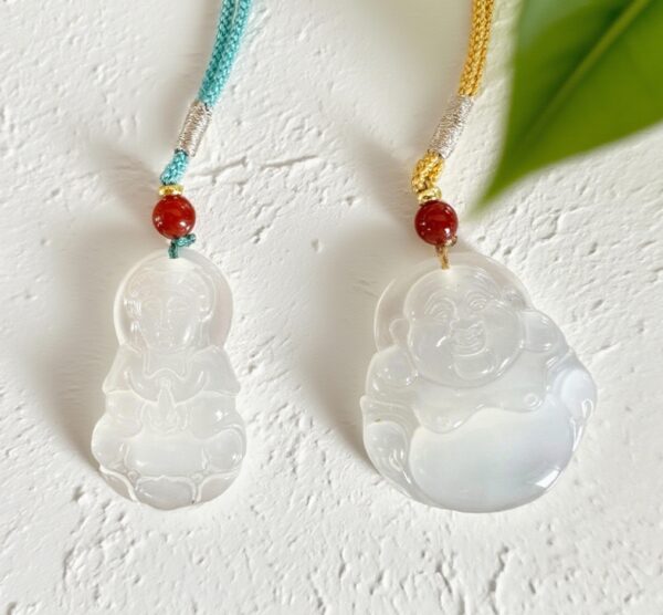 Pendant Necklace: Random Style (Large) D115