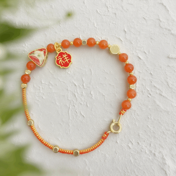 Bead Bracelet: Peach Blossom Fox D24